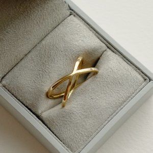 14k Solid Yellow Gold Criss Cross X Ring, 2.86 grams, Stamped 585, US 6 3/4